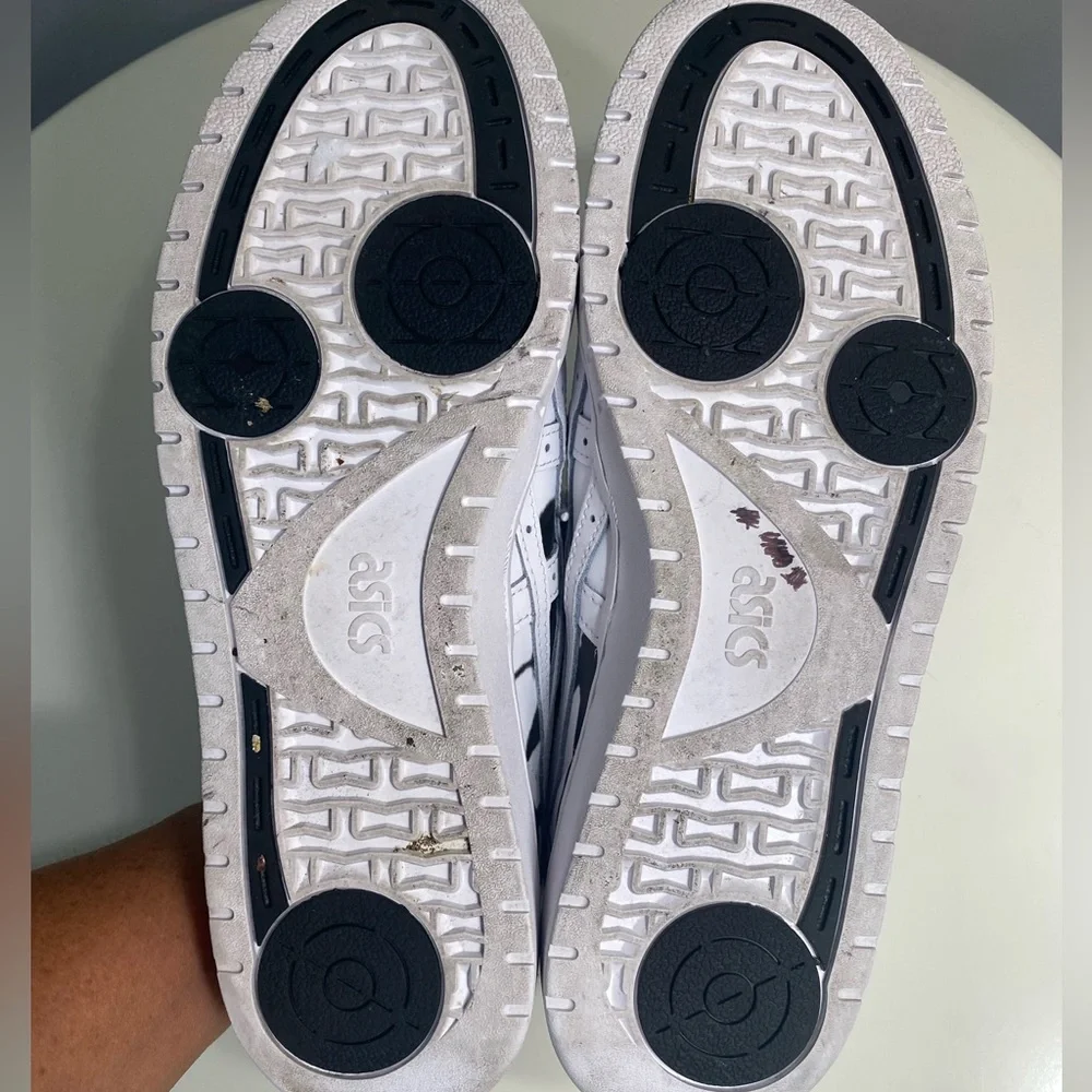Asics tiger disney